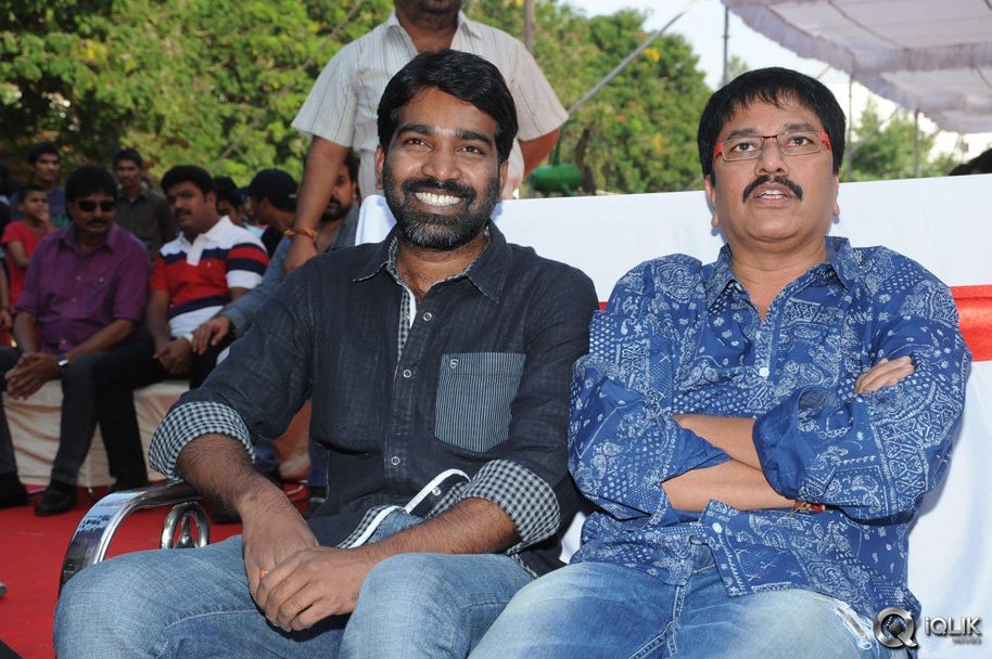 Current-Theega-Movie-Platinum-Disc-Function